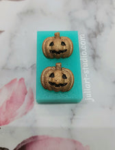 Load image into Gallery viewer, 3D Halloween Pumpkin Silicone Mold
