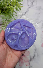 Load image into Gallery viewer, Druzy Pendant Palette (4 shapes) Silicone Mold for Resin casting
