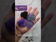 Load and play video in Gallery viewer, Large Druzy Pendant Set Silicone Mold for Resin casting
