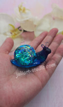 Load image into Gallery viewer, 2.25 inch 3D Large Snail Silicone Mold for Resin
