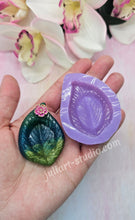 Load image into Gallery viewer, 2 inch Leaf Worry Stone Silicone Mold for Resin
