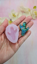 Load image into Gallery viewer, 1.5 inch Druzy Cactus Silicone Mold for Resin casting
