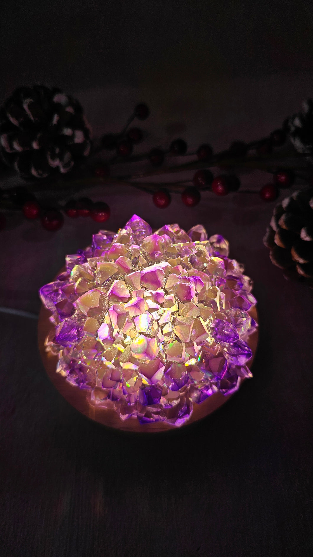 4 inch Amethyst Resin Crystal DahliaLED Light