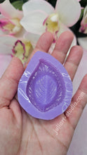 Load image into Gallery viewer, 2 inch Leaf Worry Stone Silicone Mold for Resin
