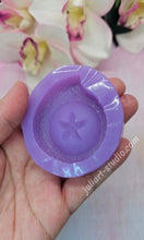 Load image into Gallery viewer, 2.2 inch Starfish Worry Stone Silicone Mold for Resin
