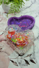 Load image into Gallery viewer, 5.5 inch HOLO Crystal Edge Heart (Style 2) Silicone Mold for Resin casting
