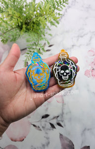 2.75 inch HOLO Skull Spider Potion Keychain Silicone Mold for Resin