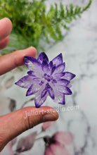 Load image into Gallery viewer, 2.3 inch 3D Flower Silicone Mold for Resin Casting
