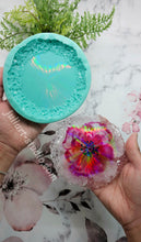 Load image into Gallery viewer, 4.75 inch HOLO Crystal Edge (ROUND) Silicone Mold for Resin casting
