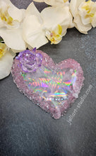 Load image into Gallery viewer, 5.5 inch HOLO Crystal Edge Heart (Style 2) Silicone Mold for Resin casting
