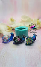 Load image into Gallery viewer, 2.25 inch 3D Large Snail Silicone Mold for Resin
