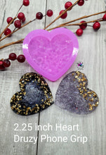 Load image into Gallery viewer, 2.25 inch Heart Druzy Phone Grip Silicone Mold for Resin
