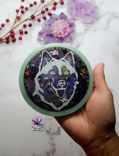 Load image into Gallery viewer, 4 inch Husky Coaster Silicone Mold for Resin casting
