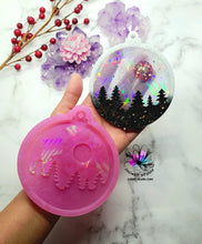 Load image into Gallery viewer, 4.5 inch HOLO Christmas Bauble FOREST Silicone Mold for Resin
