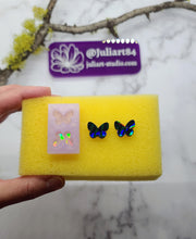 Load image into Gallery viewer, 0.7 inch HOLO Butterfly Studs Silicone Mold for Resin
