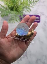 Load image into Gallery viewer, 2.25 inch 3D Moon Snail Silicone Mold for Resin
