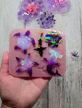 Load image into Gallery viewer, HOLO Sea Creatures Palette Silicone Mold for Resin
