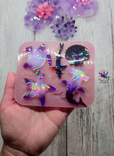 Load image into Gallery viewer, HOLO Sea Creatures Palette Silicone Mold for Resin
