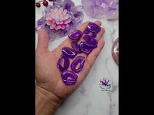 Load and play video in Gallery viewer, Small Druzy Slices Palette Silicone Mold for Resin casting
