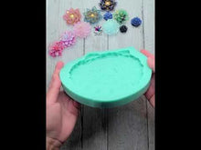 Load and play video in Gallery viewer, 7.5 inch Druzy Sunflower Dish Silicone Mold for Resin
