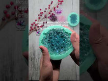 Load and play video in Gallery viewer, 4 inch Crystal Dahlia Cluster (#CC-Dah) Silicone Mold for Resin
