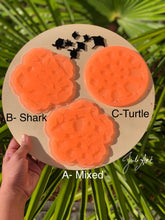 Load image into Gallery viewer, Mini Sea Creatures Embellishment Silicone Mold for Ocean Resin casting
